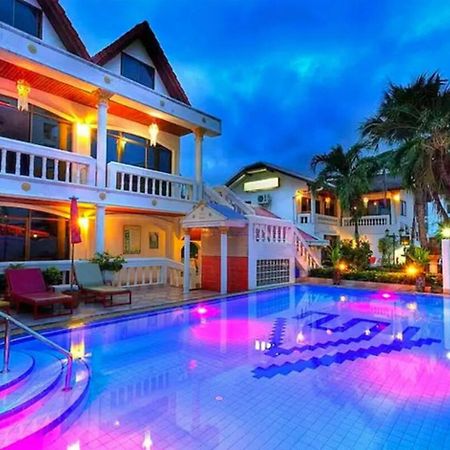 Villa Oranje Pattaya Extérieur photo
