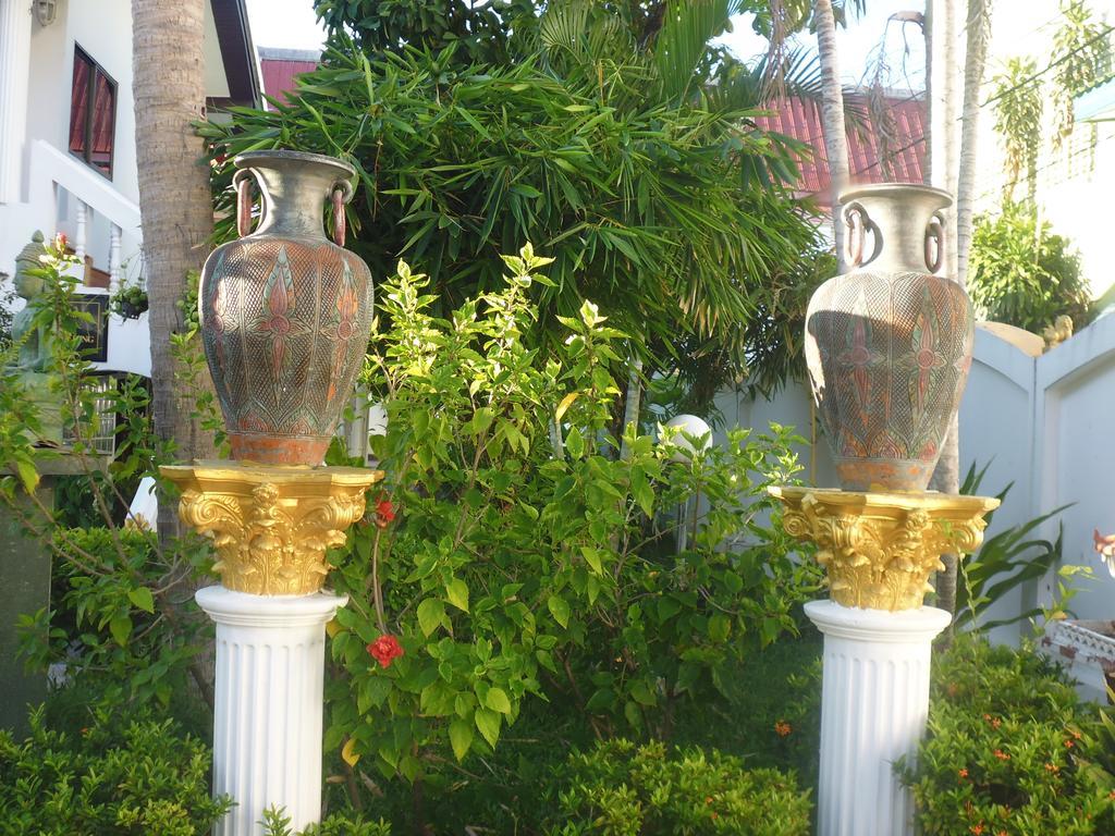 Villa Oranje Pattaya Extérieur photo