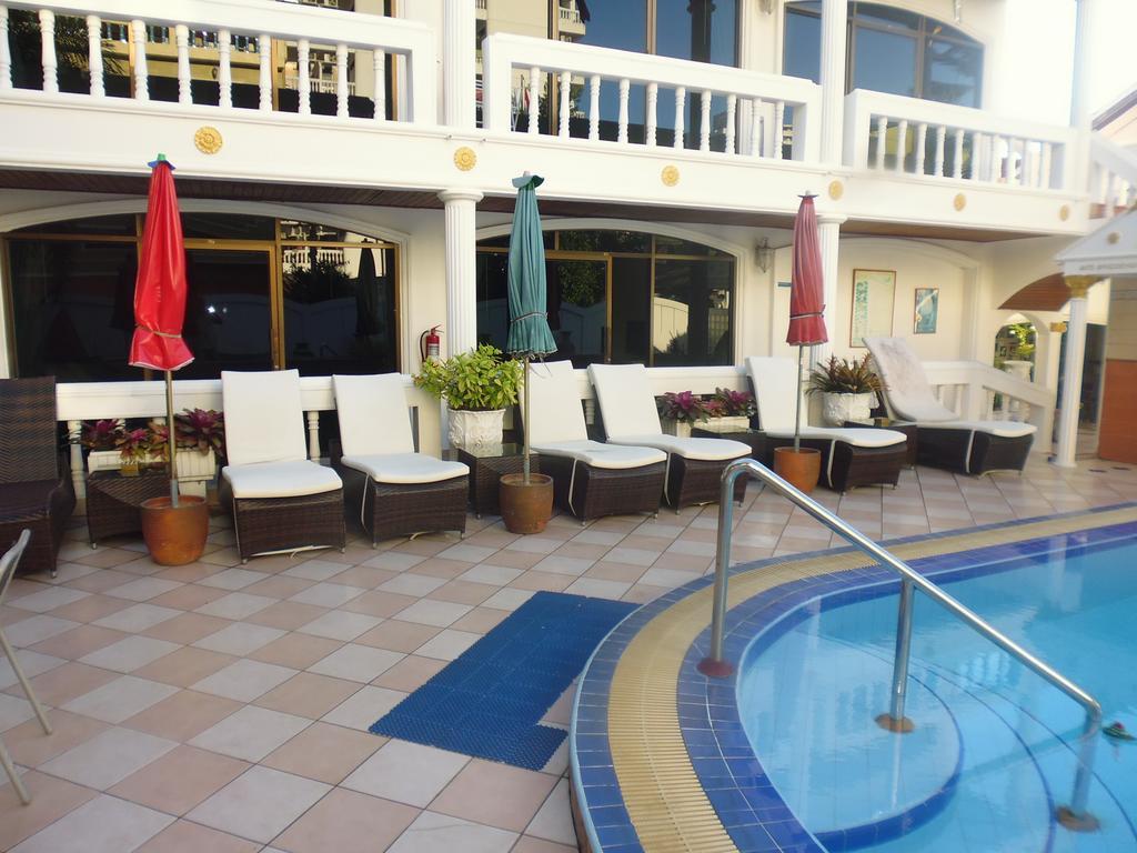 Villa Oranje Pattaya Extérieur photo