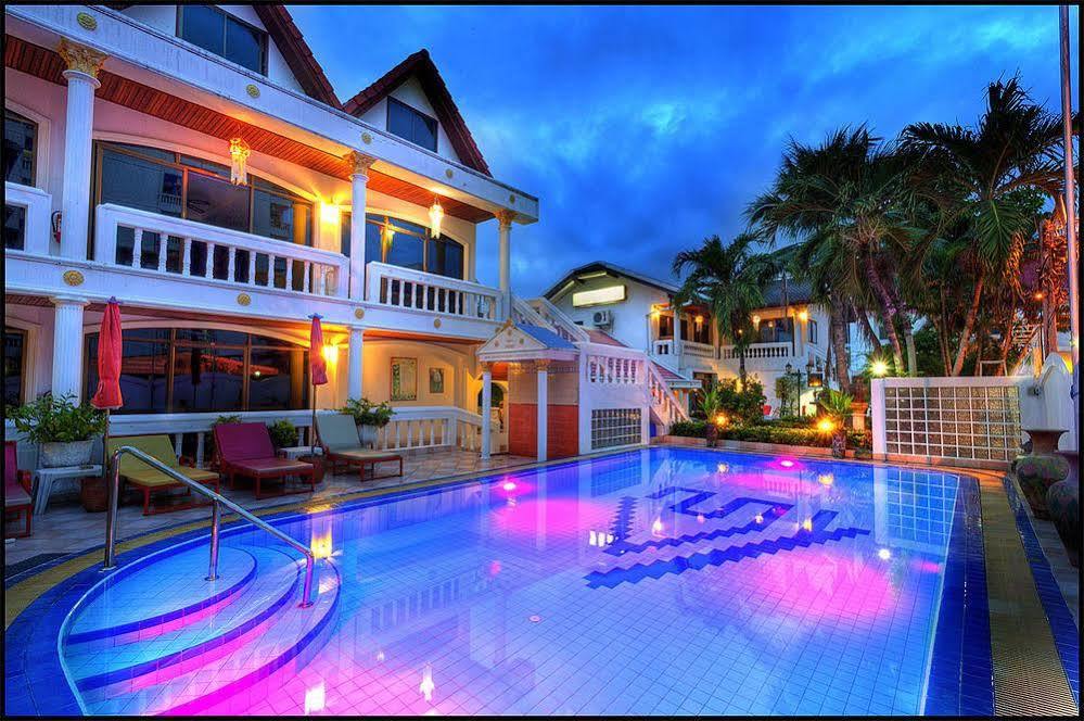 Villa Oranje Pattaya Extérieur photo