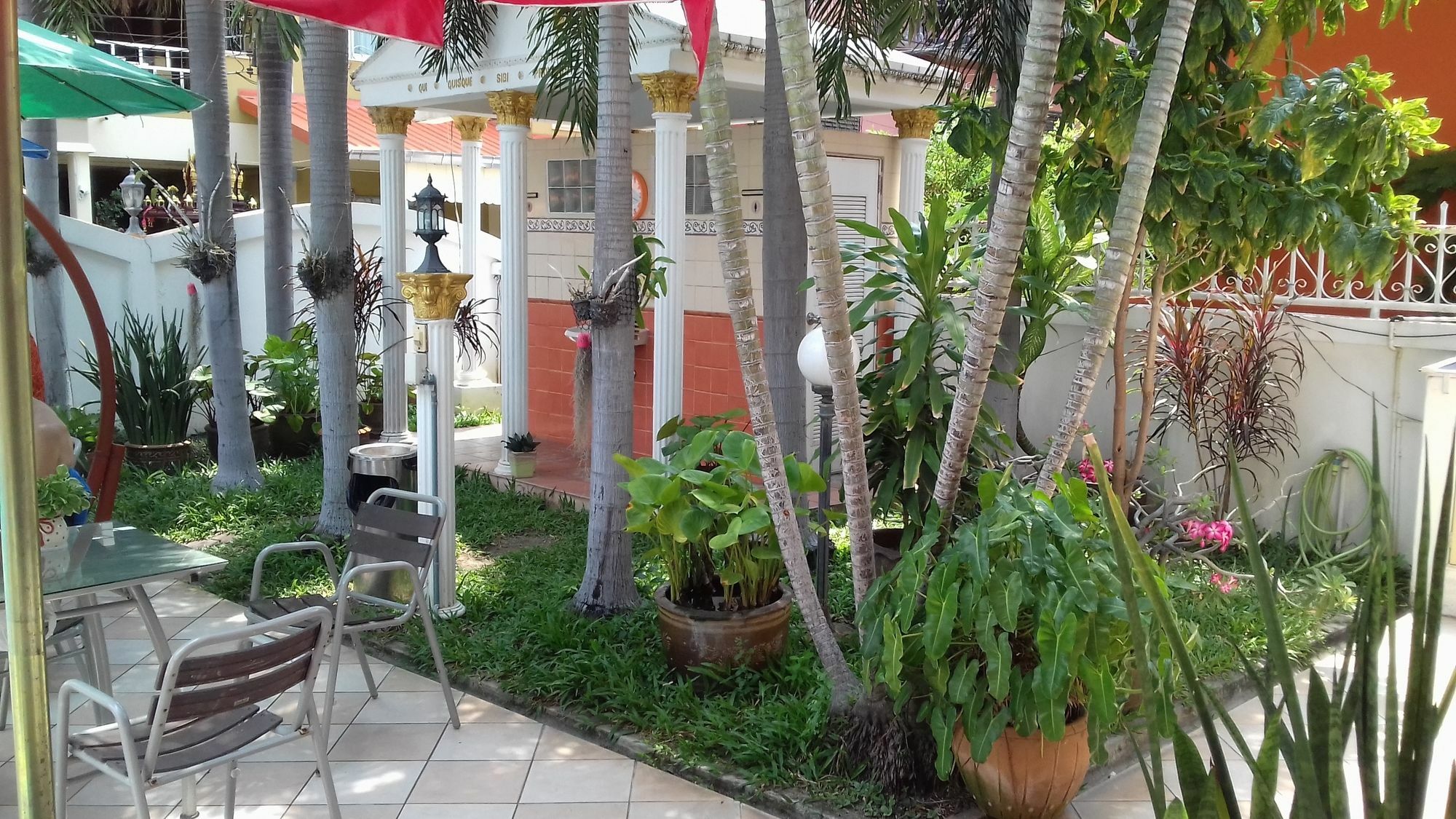 Villa Oranje Pattaya Extérieur photo