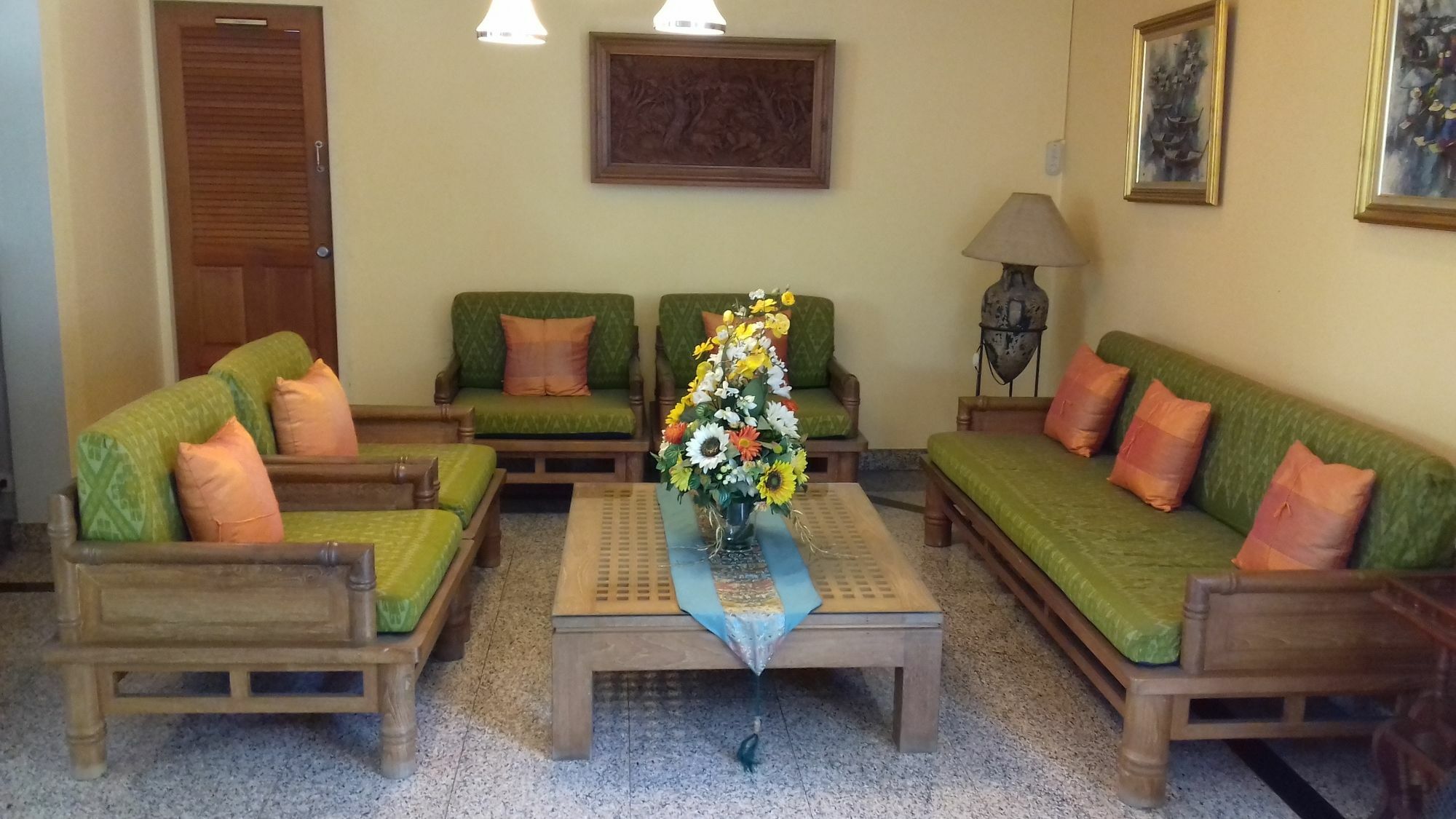 Villa Oranje Pattaya Extérieur photo