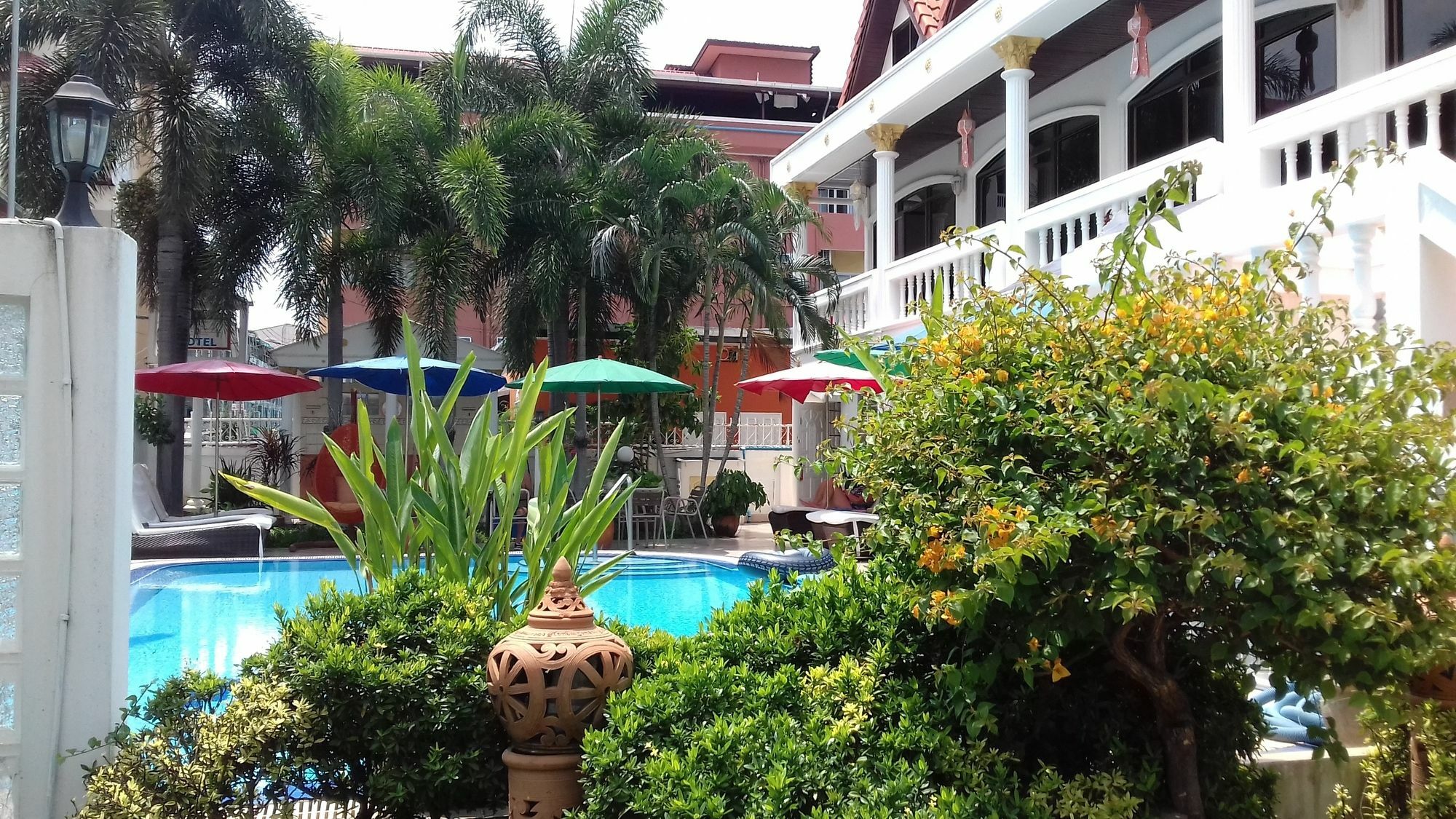 Villa Oranje Pattaya Extérieur photo