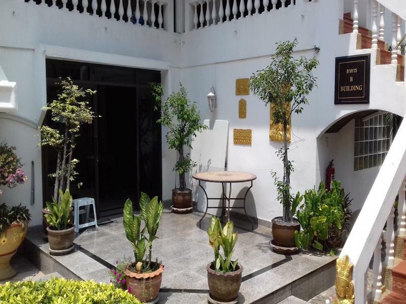 Villa Oranje Pattaya Extérieur photo